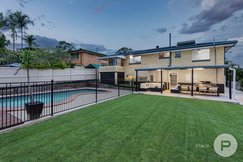 8 Jambaroo Street, Albany Creek QLD 4035