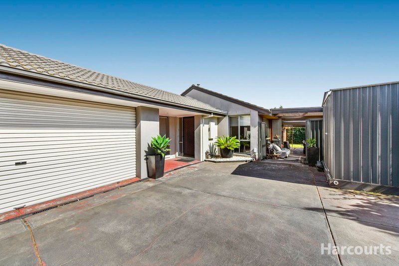 Photo - 8 Janson Close, Narre Warren South VIC 3805 - Image 2