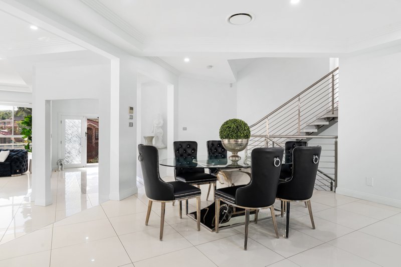 Photo - 8 Jaquetta Close, Cecil Hills NSW 2171 - Image 5