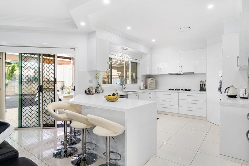 Photo - 8 Jaquetta Close, Cecil Hills NSW 2171 - Image 8