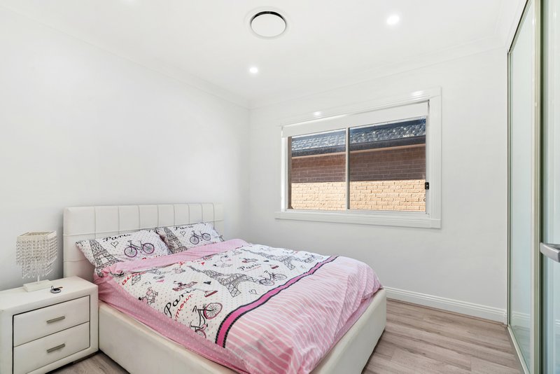 Photo - 8 Jaquetta Close, Cecil Hills NSW 2171 - Image 14