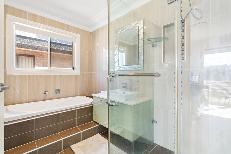 Photo - 8 Jaquetta Close, Cecil Hills NSW 2171 - Image 17