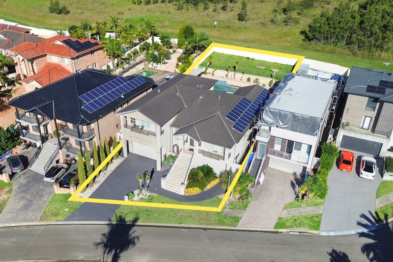 Photo - 8 Jaquetta Close, Cecil Hills NSW 2171 - Image 28