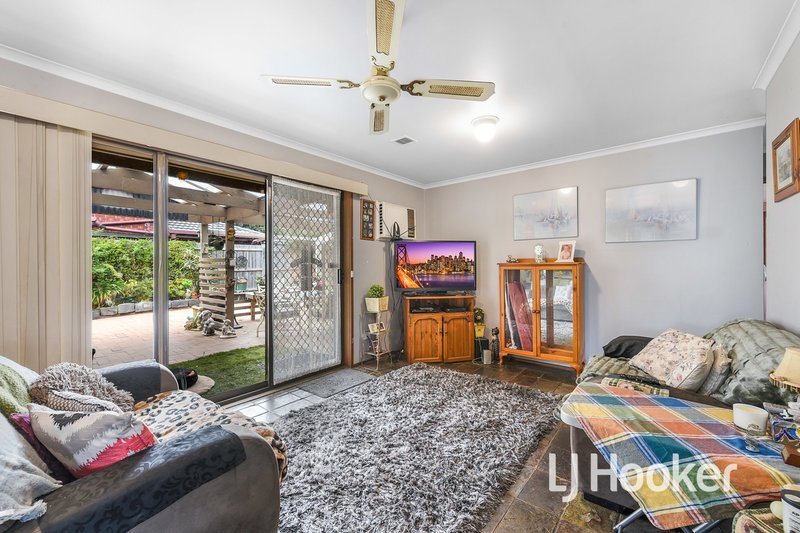 Photo - 8 Jasper Court, Hampton Park VIC 3976 - Image 8