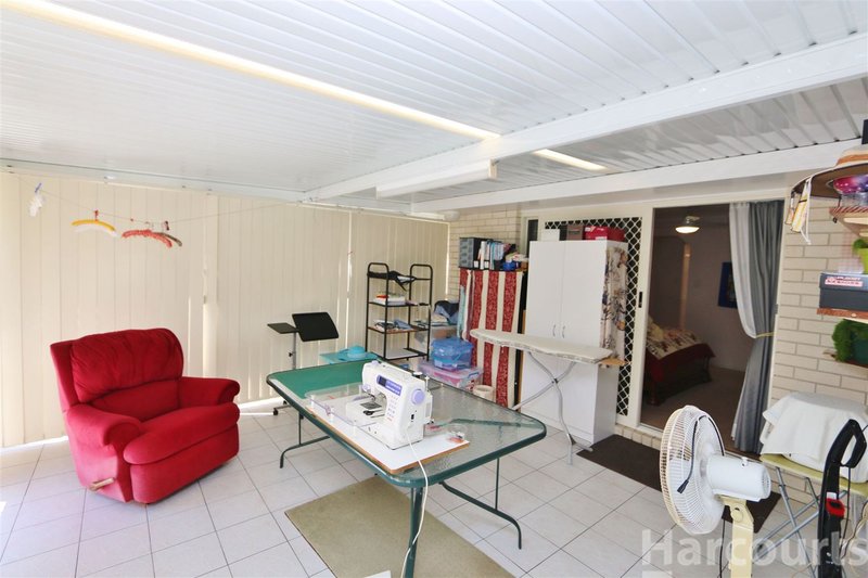 Photo - 8 Jefferies Place, Sandstone Point QLD 4511 - Image 14