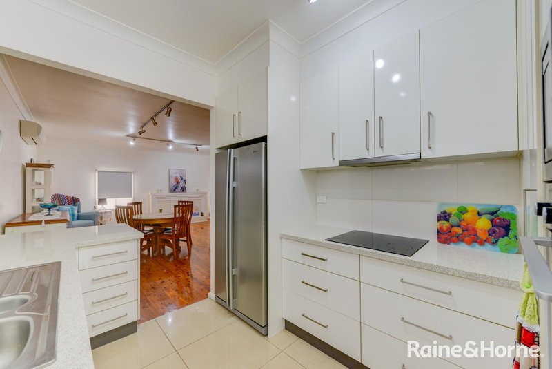 Photo - 8 Jenkin Street, South Tamworth NSW 2340 - Image 10