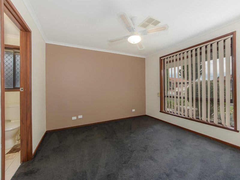 Photo - 8 Jester Court, Kings Park VIC 3021 - Image 7