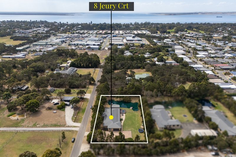 Photo - 8 Jeury Court, Cowes VIC 3922 - Image 3