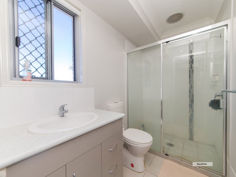 Photo - 8 Jim Goldston Drive, Norman Gardens QLD 4701 - Image 8