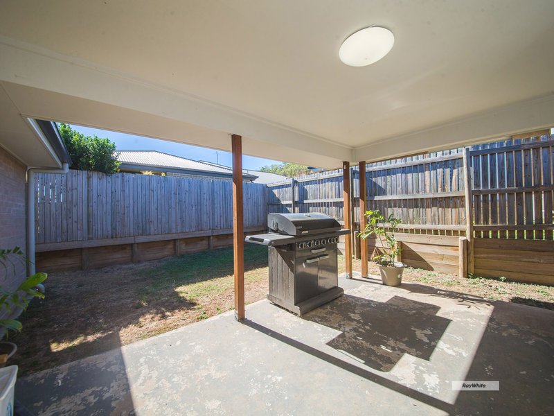 Photo - 8 Jim Goldston Drive, Norman Gardens QLD 4701 - Image 10