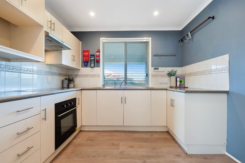 Photo - 8 John Murray Drive, Williamstown SA 5351 - Image 6