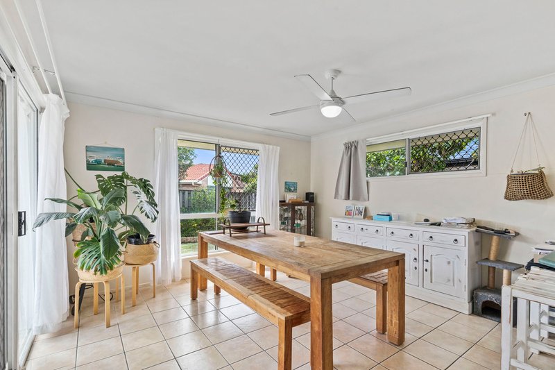 Photo - 8 Johns Crescent, Boondall QLD 4034 - Image 2