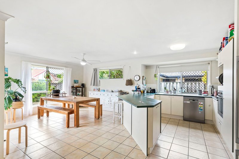 Photo - 8 Johns Crescent, Boondall QLD 4034 - Image 3