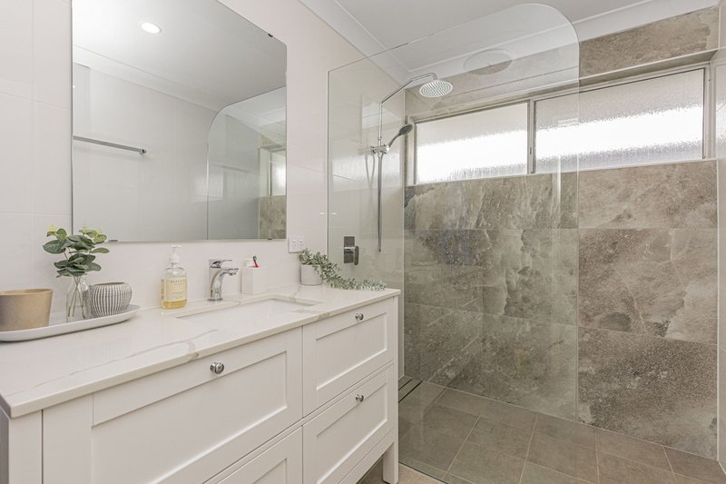 Photo - 8 Johnson Crescent, Mullaloo WA 6027 - Image 15