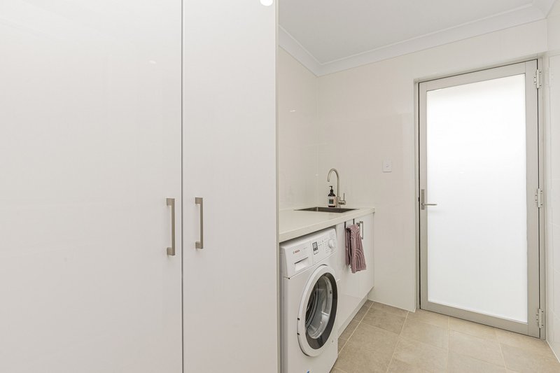 Photo - 8 Johnson Crescent, Mullaloo WA 6027 - Image 16