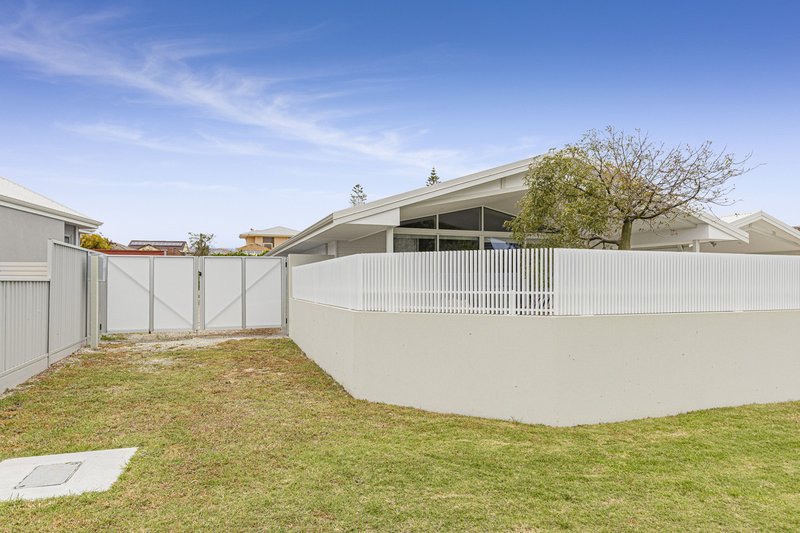 Photo - 8 Johnson Crescent, Mullaloo WA 6027 - Image 18