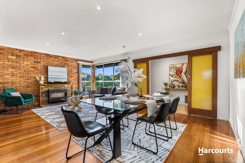 Photo - 8 Jonathan Avenue, Burwood East VIC 3151 - Image 5