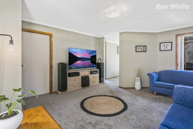 Photo - 8 Joseph Court, Pakenham VIC 3810 - Image 2