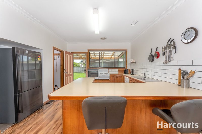 Photo - 8 Jubilee Street, Moe VIC 3825 - Image 4