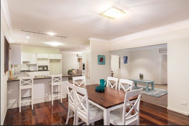Photo - 8 Julian Street, Morningside QLD 4170 - Image 1