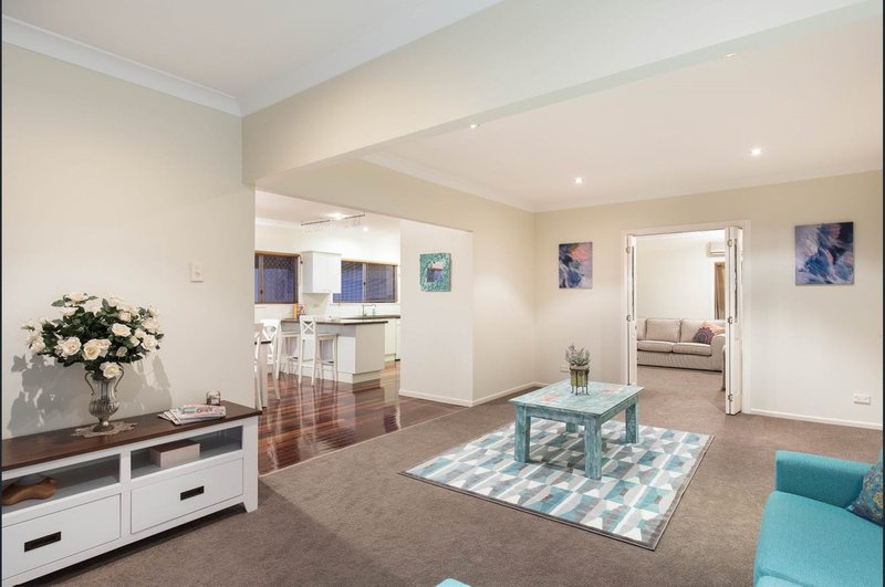 Photo - 8 Julian Street, Morningside QLD 4170 - Image 6