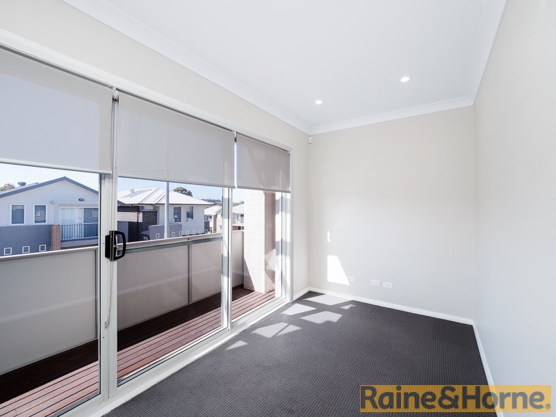 Photo - 8 Jumbuck Lane, Rouse Hill NSW 2155 - Image 6