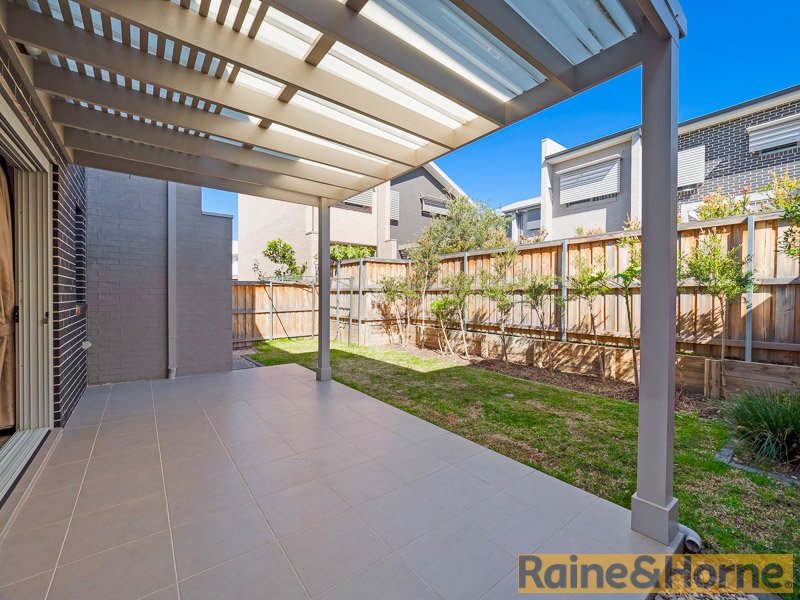 Photo - 8 Jumbuck Lane, Rouse Hill NSW 2155 - Image 8