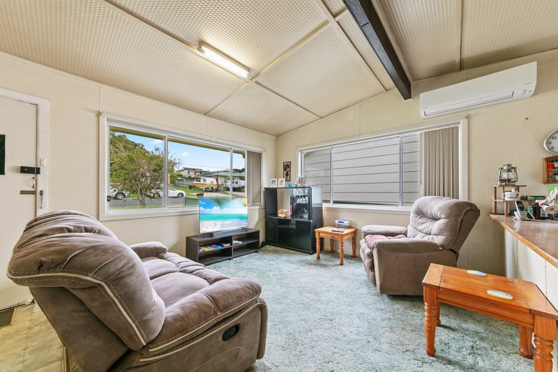 Photo - 8 Kala Avenue, Halekulani NSW 2262 - Image 3