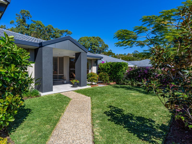 Photo - 8 Kallista Close, Robina QLD 4226 - Image 2