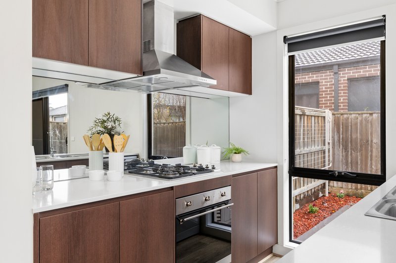 Photo - 8 Kanangra Terrace, Wollert VIC 3750 - Image 4