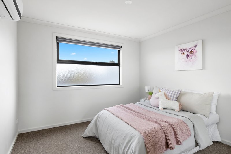 Photo - 8 Kanangra Terrace, Wollert VIC 3750 - Image 10