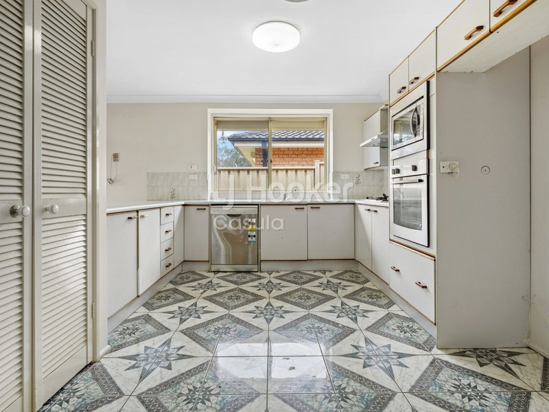 Photo - 8 Kano Close, Bonnyrigg NSW 2177 - Image 5