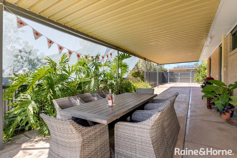 Photo - 8 Karawi Parade, Morphett Vale SA 5162 - Image 17