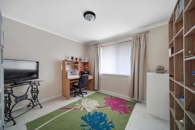 Photo - 8 Kareda Court, Hillbank SA 5112 - Image 16