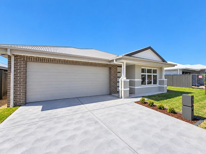 Photo - 8 Karinyup Circuit, Heddon Greta NSW 2321 - Image 25