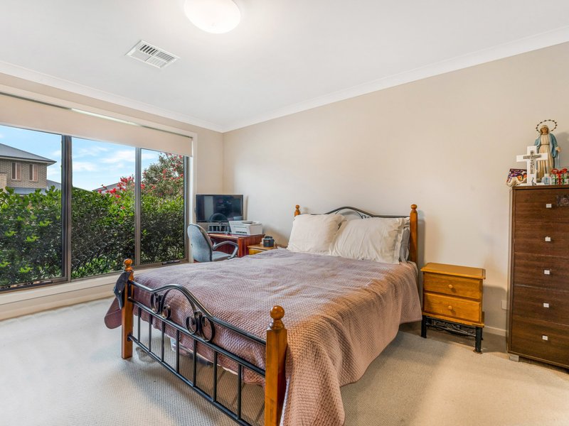 Photo - 8 Karmel Street, Oran Park NSW 2570 - Image 9