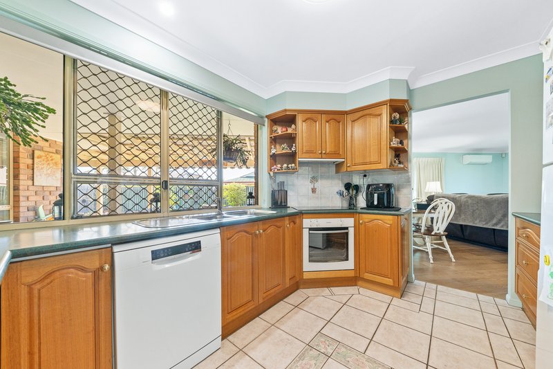 Photo - 8 Karnak Close, Bracken Ridge QLD 4017 - Image 4