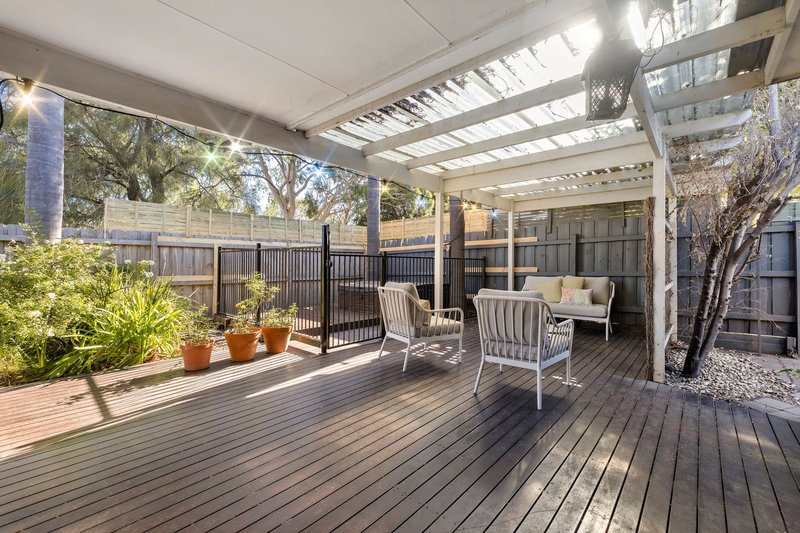 Photo - 8 Kayden Street, Cheltenham VIC 3192 - Image 13