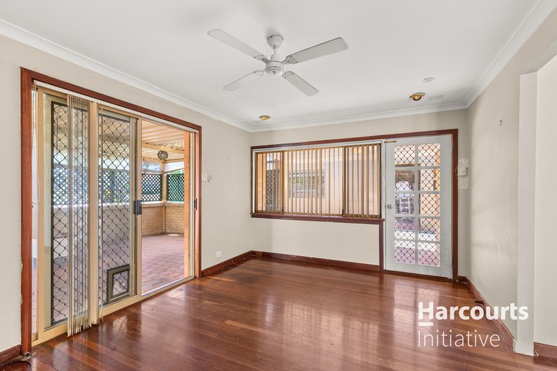 Photo - 8 Keeley Way, Girrawheen WA 6064 - Image 14