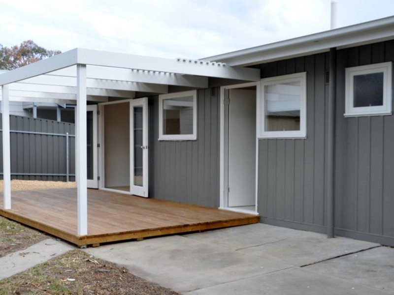 Photo - 8 Keithalan Avenue, Victor Harbor SA 5211 - Image 10