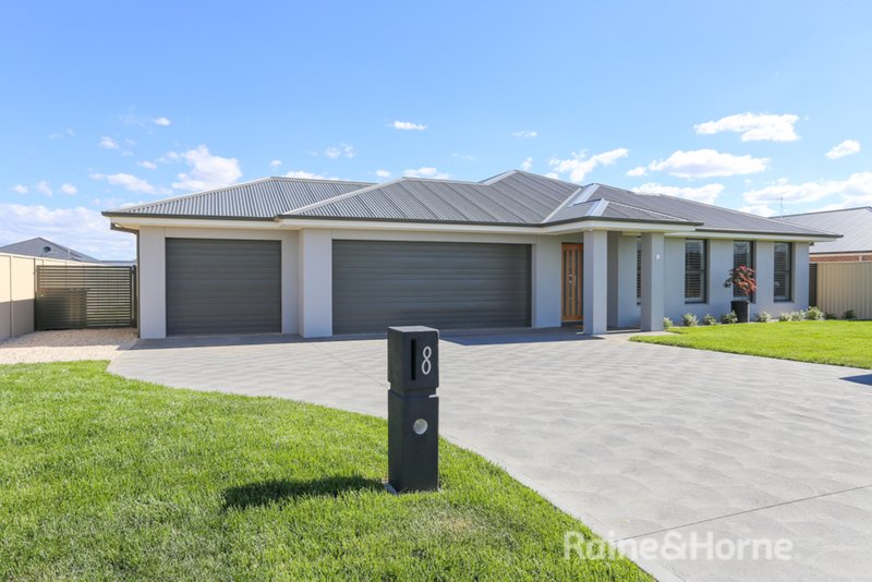 8 Kemp Street, Eglinton NSW 2795