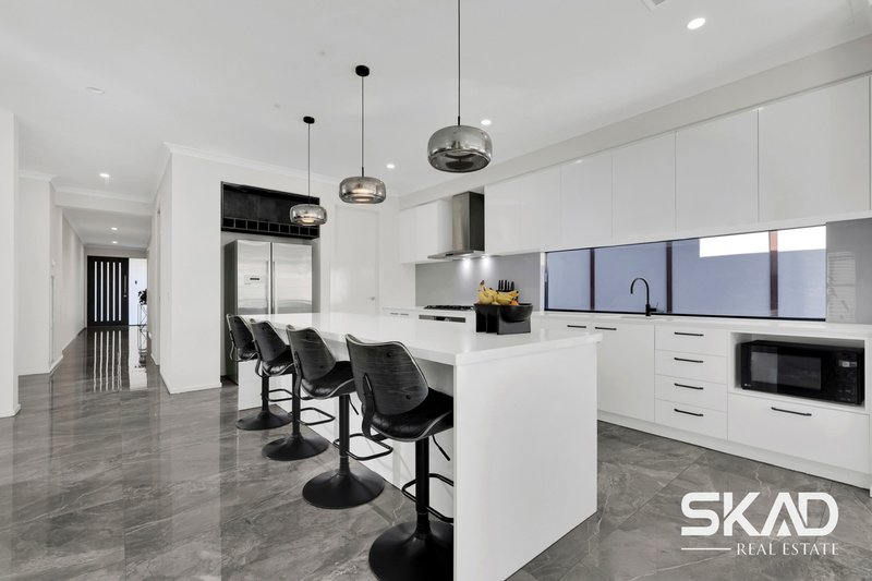 Photo - 8 Kempen Road, Doreen VIC 3754 - Image 6