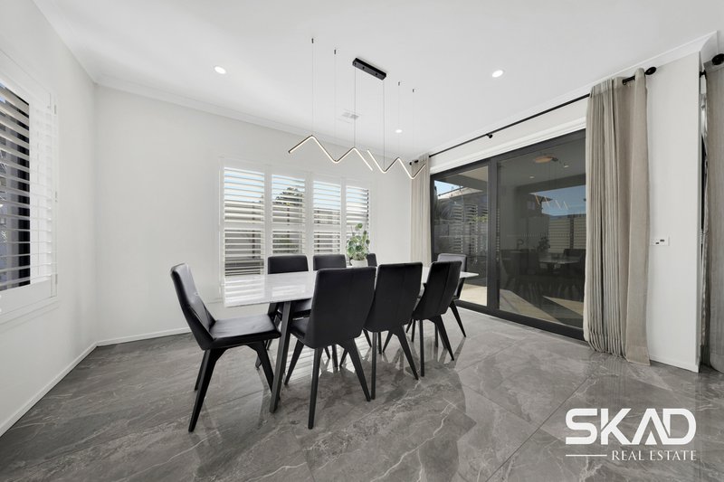 Photo - 8 Kempen Road, Doreen VIC 3754 - Image 11