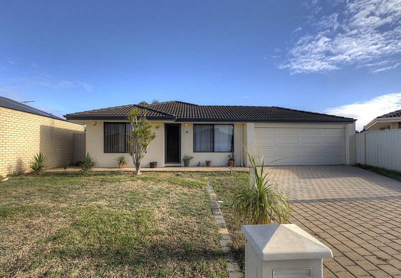 8 Kemshall Way, Maddington WA 6109