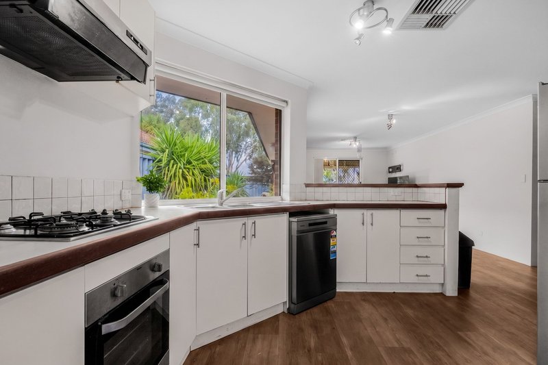 Photo - 8 Kennedia Circuit, Baldivis WA 6171 - Image 2