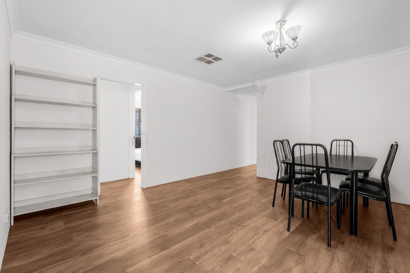 Photo - 8 Kennedia Circuit, Baldivis WA 6171 - Image 19