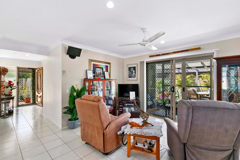 Photo - 8 Kennedy Court, Urraween QLD 4655 - Image 5
