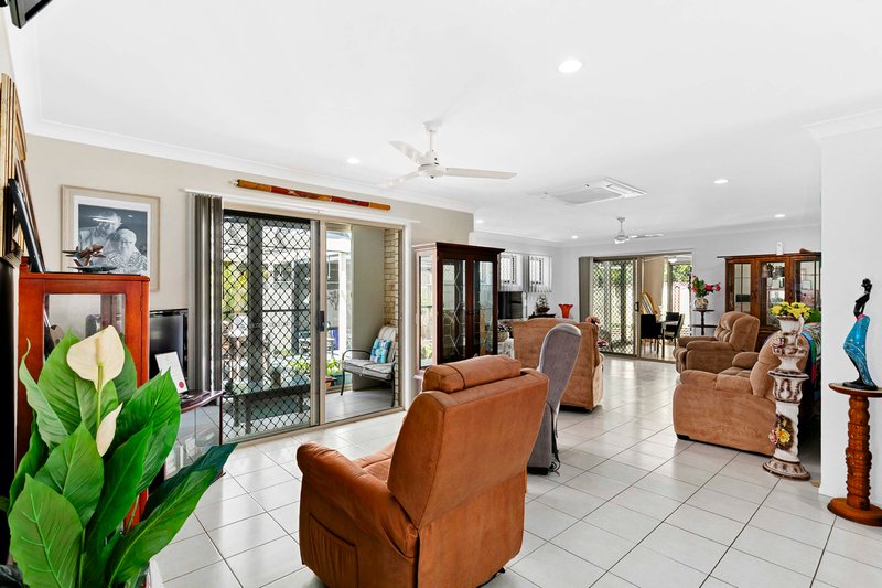 Photo - 8 Kennedy Court, Urraween QLD 4655 - Image 6