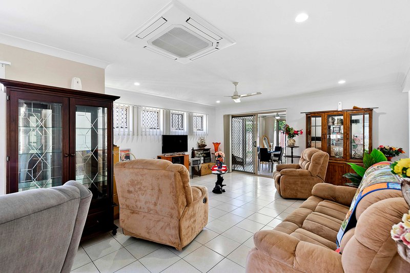 Photo - 8 Kennedy Court, Urraween QLD 4655 - Image 7