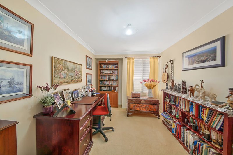 Photo - 8 Kensington Drive, Harrington Park NSW 2567 - Image 10